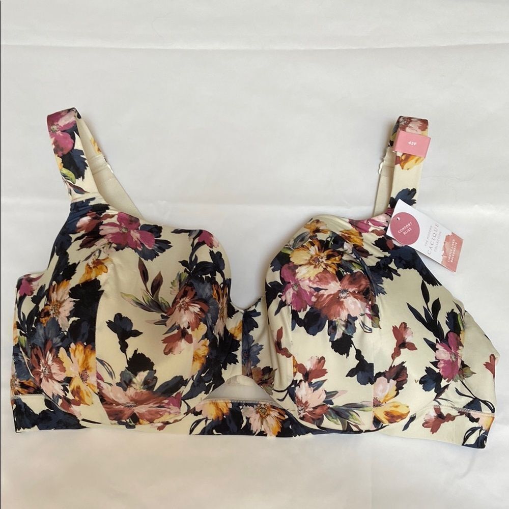 Cacique Cream and Pink Floral Bra New
